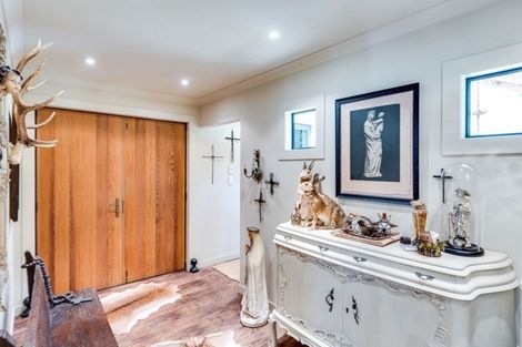 Photo of property in 99 Kent Terrace, Taradale, Napier, 4112