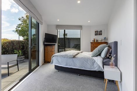 Photo of property in 1 Gallantry Crescent, Papakura, 2110