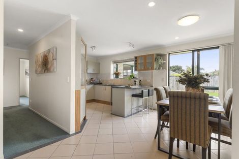 Photo of property in 3 Morewa Place, Takanini, 2112