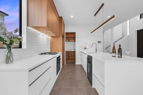 Photo of property in 19 Paihere Street, Huapai, 0810