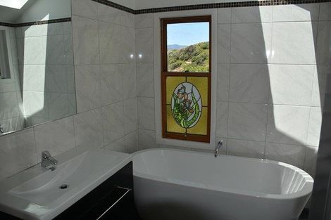 Photo of property in 120 Inglis Street, Seatoun, Wellington, 6022