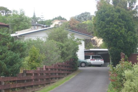 Photo of property in 2/28 Powrie Street, Glenfield, Auckland, 0629