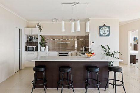 Photo of property in 19b Kowhai Road, Wainui, Silverdale, 0992