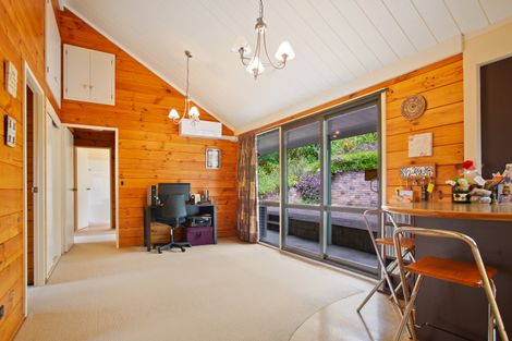 Photo of property in 1 Logan Road, Paeroa, 3600