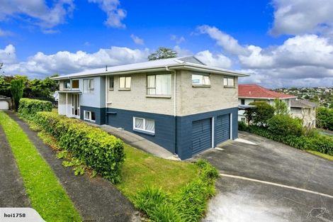 Photo of property in 2/77 Stanaway Street, Hillcrest, Auckland, 0627