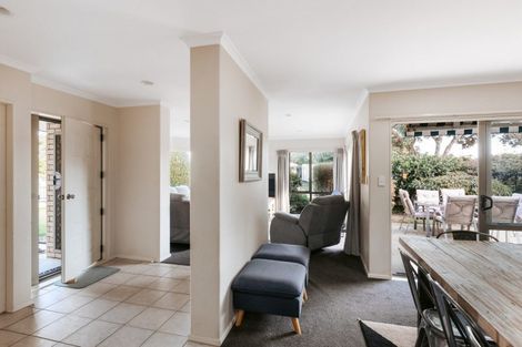 Photo of property in 5 Evansbel Place, Papamoa Beach, Papamoa, 3118