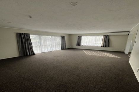 Photo of property in 17 Staithes Drive North, Whitby, Porirua, 5024