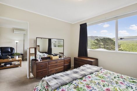 Photo of property in 10f1 Camrose Grove, Kingston, Wellington, 6021