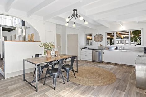 Photo of property in 8 Reading Street, Greytown, 5712