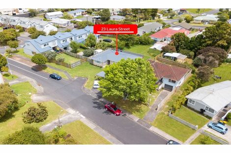 Photo of property in 23 Laura Street, Kelston, Auckland, 0602