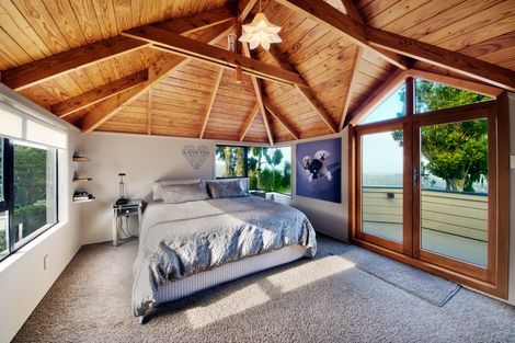 Photo of property in 234 Scenic Drive, Titirangi, Auckland, 0604