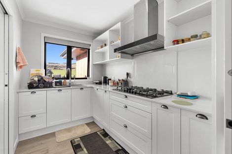 Photo of property in 230 Valley Views, Fitzherbert, Palmerston North, 4472