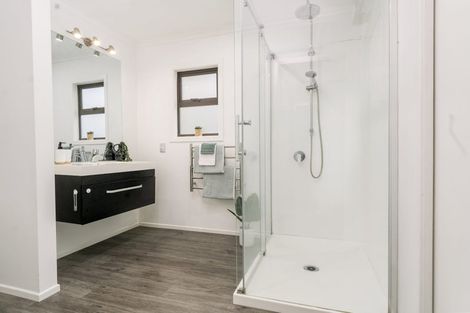 Photo of property in 31 Apollo Parade, Milson, Palmerston North, 4414