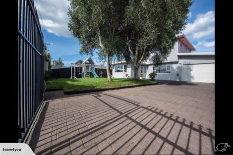 Photo of property in 313 Hobsonville Road, Hobsonville, Auckland, 0618