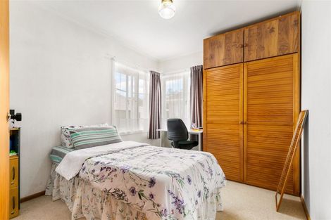 Photo of property in 24 Te Kanawa Crescent, Henderson, Auckland, 0610
