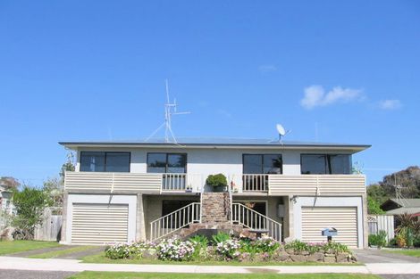 Photo of property in 48 Motiti Road, Papamoa Beach, Papamoa, 3118