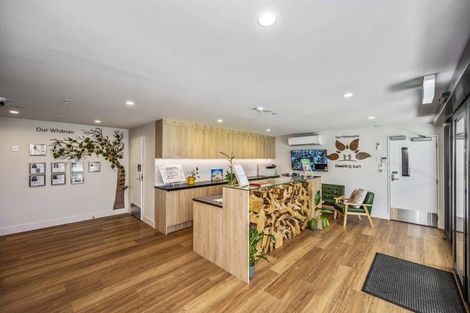 Photo of property in 3145 Great North Road, New Lynn, Auckland, 0600