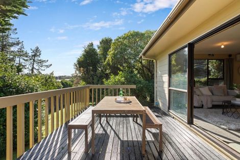 Photo of property in 6 Japonica Crescent, Ranui, Porirua, 5024