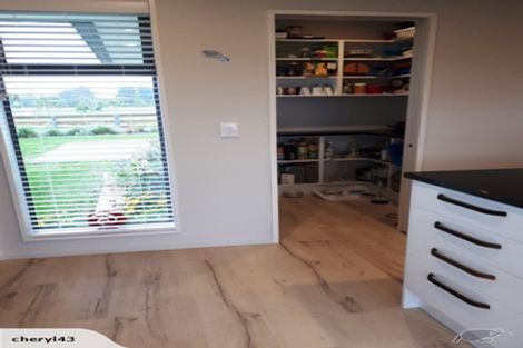 Photo of property in 2 Paradise Way, Amberley, 7410