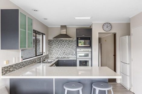 Photo of property in 11 Picketboat Lane, Whitby, Porirua, 5024