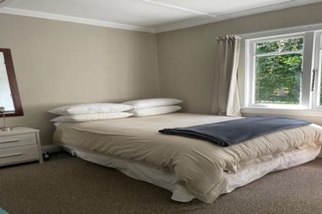 Photo of property in 11-13 Pritchard Street, Newlands, Wellington, 6037