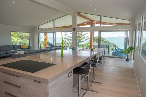 Photo of property in 21 Kupe Road, Coopers Beach, 0420