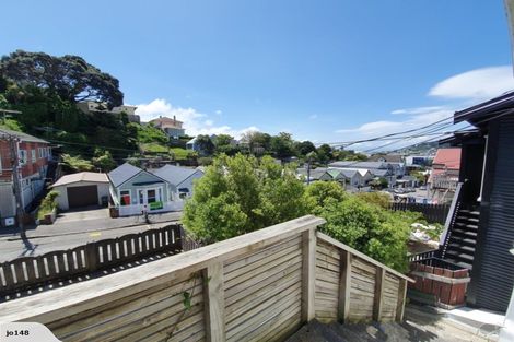 Photo of property in 51 Rolleston Street, Mount Cook, Wellington, 6021