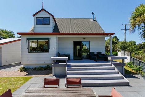 Photo of property in 12 Hawai Street, Two Mile Bay, Taupo, 3330