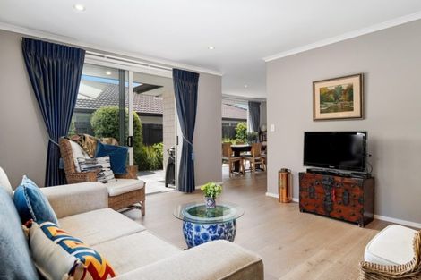 Photo of property in 15 Hansard Place, Bethlehem, Tauranga, 3110