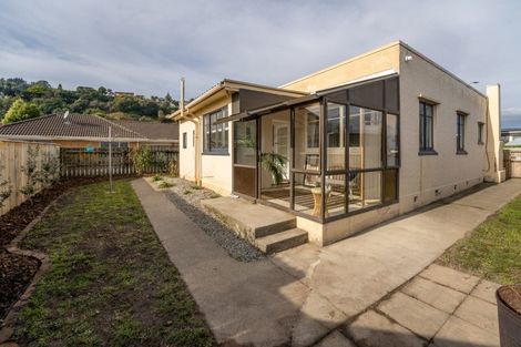 Photo of property in 8 Parkers Road, Tahunanui, Nelson, 7011