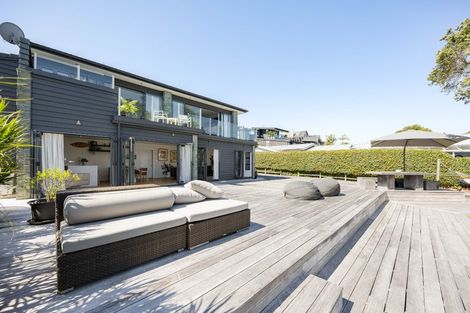 Photo of property in 5a Clifton Road, Browns Bay, Auckland, 0630