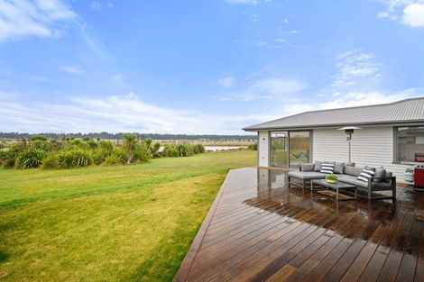 Photo of property in 12 Marangai Drive, Pegasus, 7612