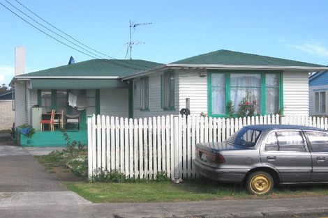 Photo of property in 2/6 Laureston Avenue, Papatoetoe, Auckland, 2025