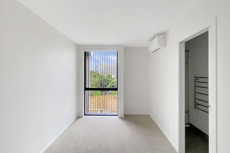 Photo of property in 1/39 Pakuranga Road, Pakuranga, 2010