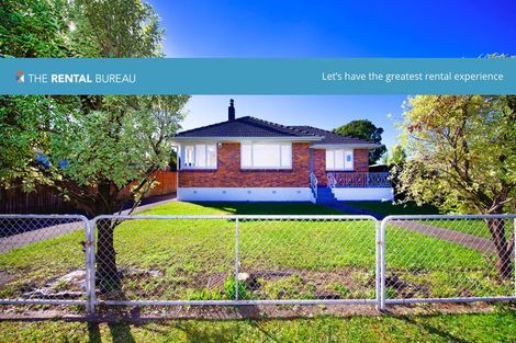 Photo of property in 3 Roby Street, Te Atatu Peninsula, Auckland, 0610