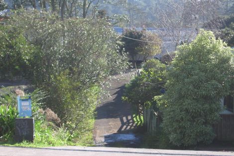 Photo of property in 731 Swanson Road, Swanson, Auckland, 0612