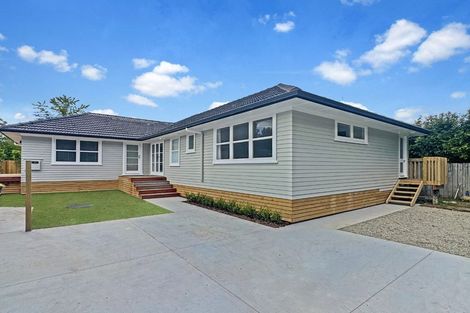 Photo of property in 55 Cambridge Road, Riverhead, 0820