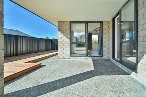 Photo of property in 22 Read Crescent, Clive, 4102