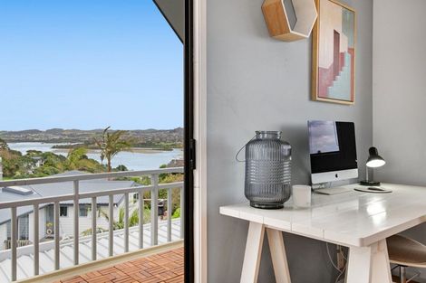 Photo of property in 23a Rosario Crescent, Red Beach, 0932