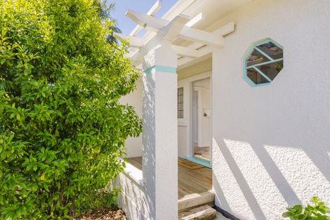 Photo of property in 404 Jervois Street, Mayfair, Hastings, 4122