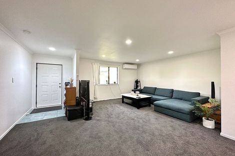Photo of property in 78 Bluebird Crescent, Unsworth Heights, Auckland, 0632