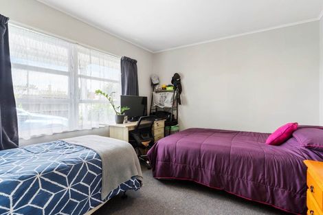 Photo of property in 1/9 Onslow Road, Papakura, 2110