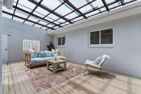 Photo of property in 103 Hall Avenue, Favona, Auckland, 2024