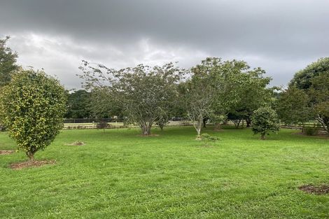 Photo of property in 378 Tararua Road, Levin, 5571