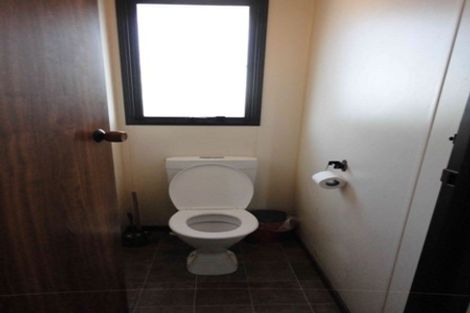 Photo of property in 1/15 Starforth Place, Henderson, Auckland, 0612