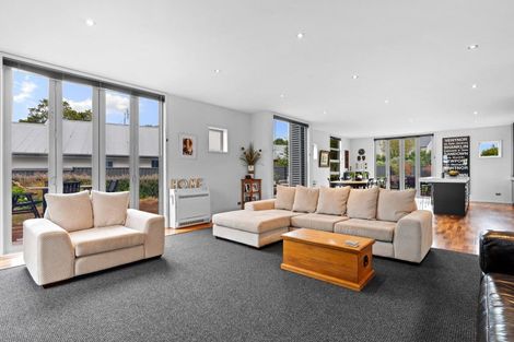 Photo of property in 5 Irwin Logan Drive, Mosgiel, 9024