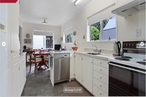 Photo of property in 5 Bellwood Place, Chartwell, Hamilton, 3210