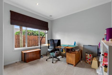 Photo of property in 10 Serena Key, Papamoa Beach, Papamoa, 3118