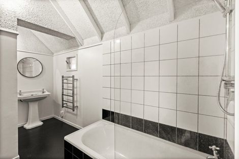 Photo of property in 46 Tanner Street, Havelock North, 4130