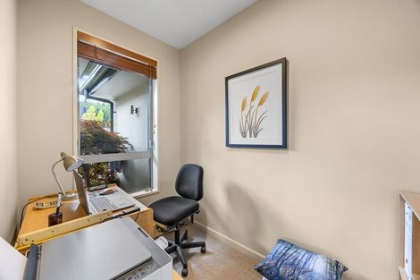 Photo of property in 5 Centre Crescent, Wanaka, 9305